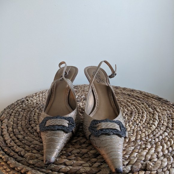 Carlos Santana Pointed Toe Faux Gator Slingback 8 - Picture 4 of 12